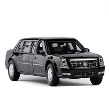 Load image into Gallery viewer, 1/32 Cadillac DTS Presidential Car